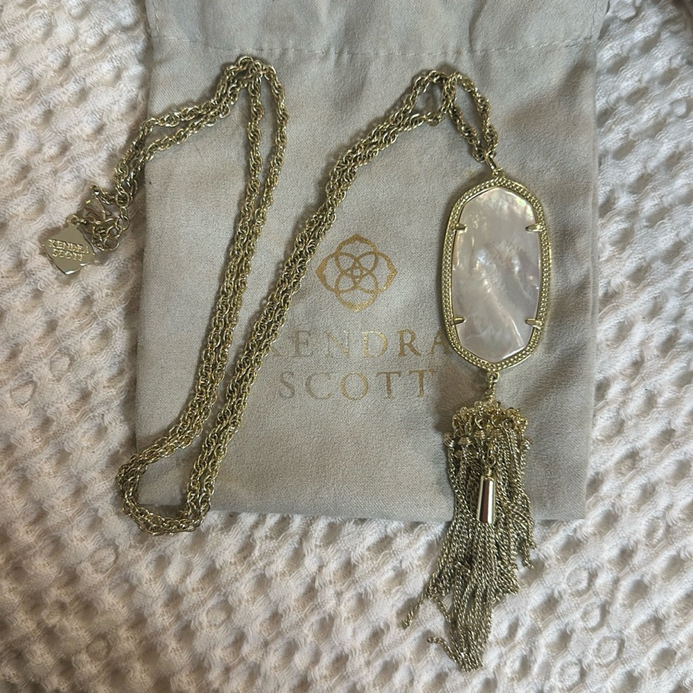 Kendra Scott Rayne Mother of Pearl Necklace